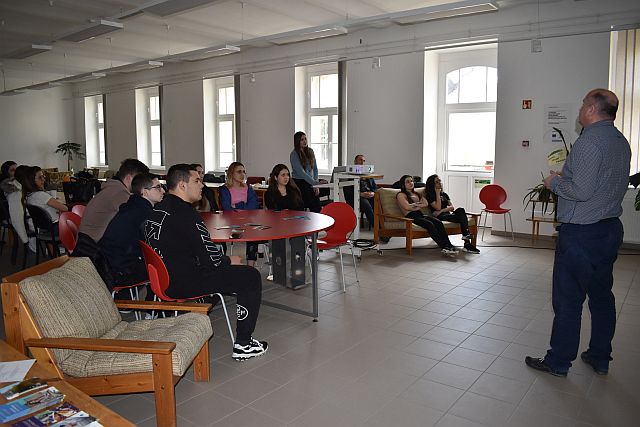 Pajrok Andor előadása.