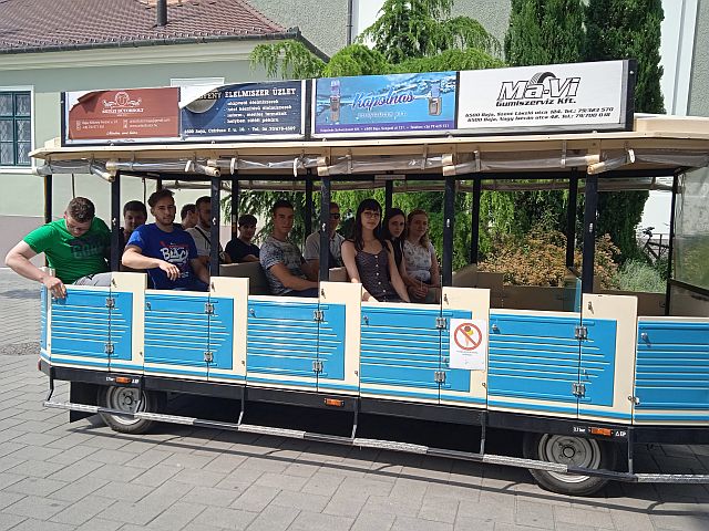 Kisvonatozás Baján.