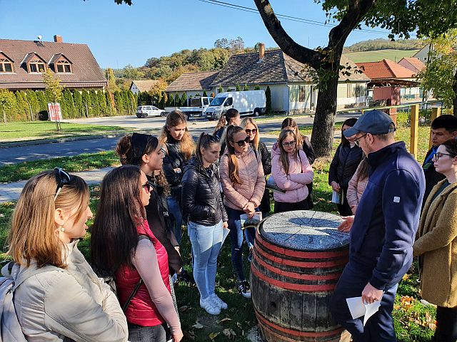 Őszi tanösvény-látogatás az EJF szervezésében.