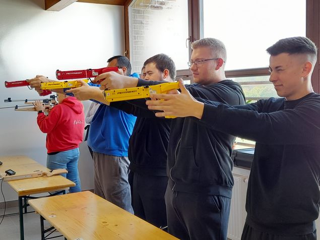 Látogatás a bajai Honvédelmi Sportközpontban.