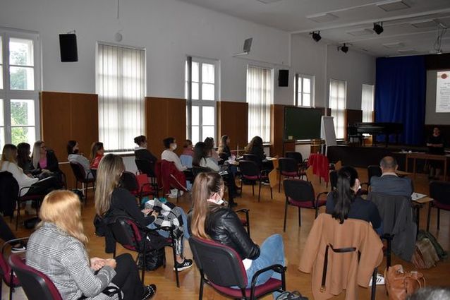 Dr. Lakatos Szilvia előadása.