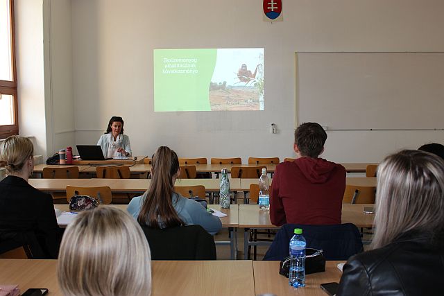 Dr. Patocskai Mária főiskolai docens