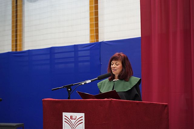 Dr. Szilágyiné dr. Szinger Ibolya rektor köszöntőbeszéde.