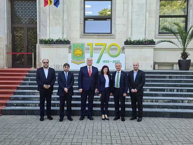 Bővülő Erasmus+ kapcsolatok az EJF-en.