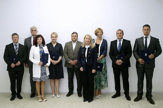 Az együttműködési megállapodás aláírói.