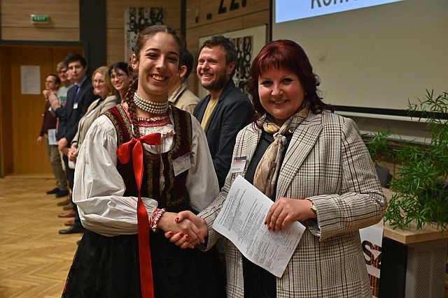 Csapó Zsófia, IV. éves tanító szakos hallgató Újvidéken.