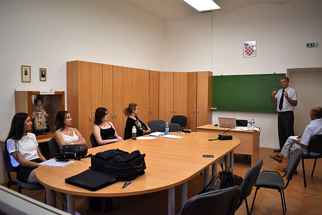 Előadáson vettek részt a hallgatók.