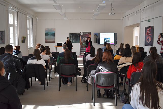 Negyedik nyílt nap az EJF-en.