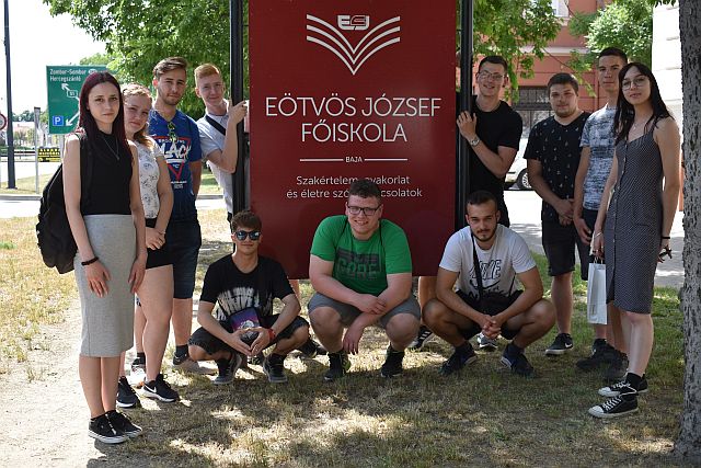 Cserehallgatók az EJF-en