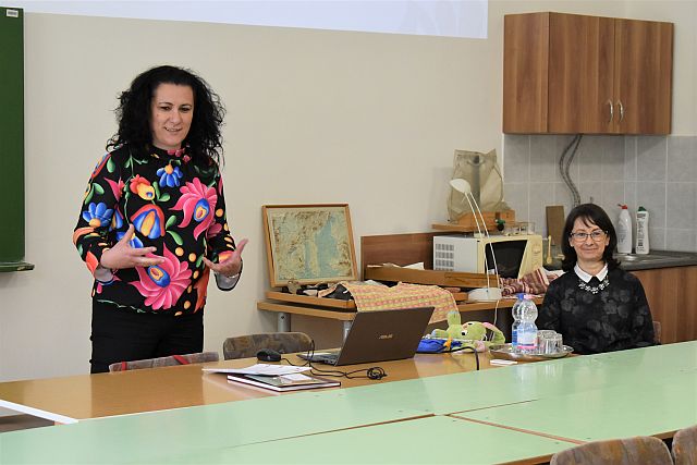 Dr. Szluha Gyuláné mesterpedagógus, programgazda és Pallaginé Pópé Mónika iskolapszichológus.