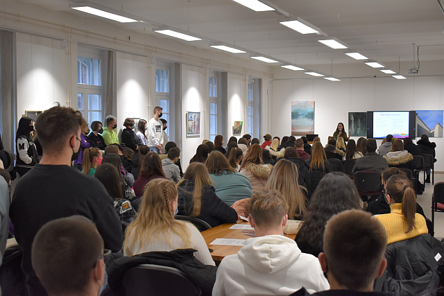 Sokan érdeklődtek az EJF iránt.