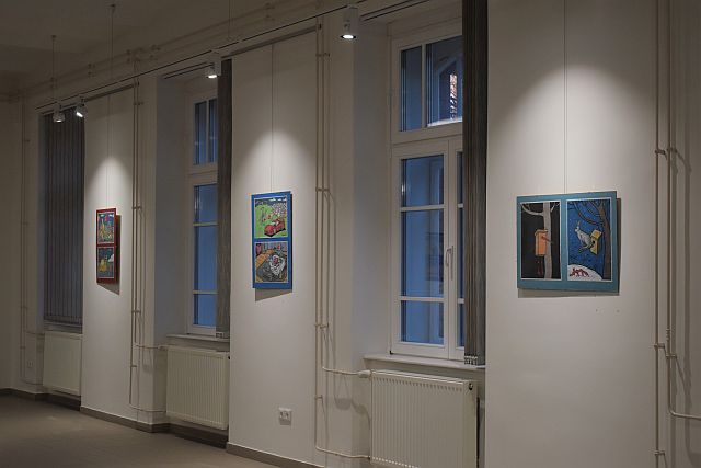 Karikatúra kiállítás az EJF Kortárs Galériájában.