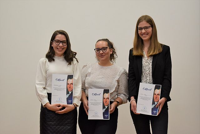 Rablánszky Gitta, Alföldi Anna és Husz Dóra 