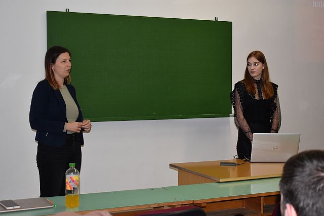 Horváth Angéla és dr. Keresnyei Krisztina