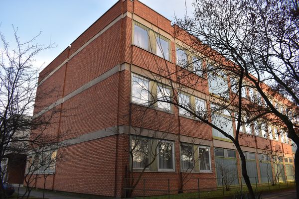 A főiskola "B" épülete jelenleg.