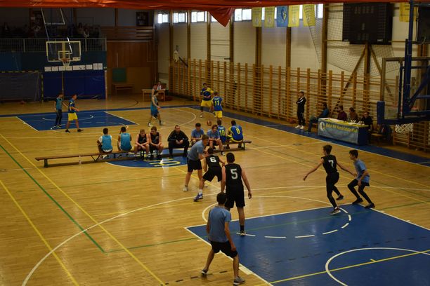 II. Eötvös Kupa a Dr. Pósta Sándor Sportcsarnokban.