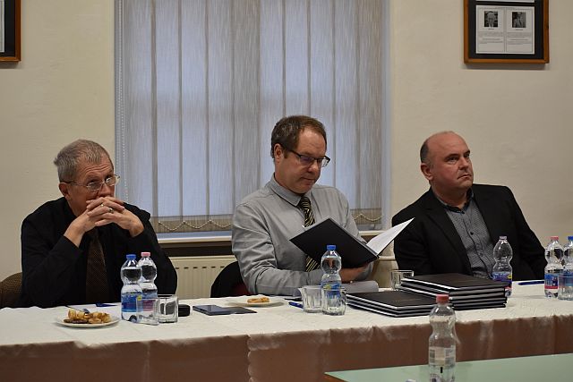 A Záróvizsga Bizottság tagjai.