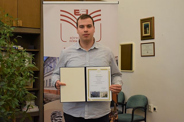 Bodó Richárd, II. évfolyamos gazdálkodási és menedzsment szakos hallgató.