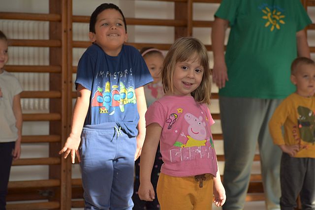 Óvodások a főiskolán.