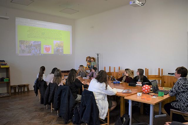 Állatasszisztált foglalkozás az EJF-en.