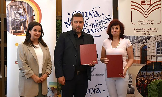 Együttműködési megállapodás a Duna Népzene-Néptánc Tanodával.