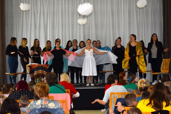 Mesejáték az óvodapedagógus hallgatók előadásában