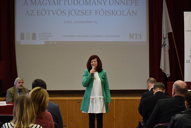 A Magyar Tudomány Ünnepe az Eötvös József Főiskolán