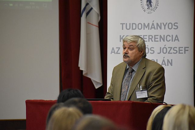 A Magyar Tudomány Ünnepe az Eötvös József Főiskolán