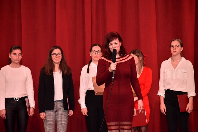 Karácsonyi műsor az EJF-en.