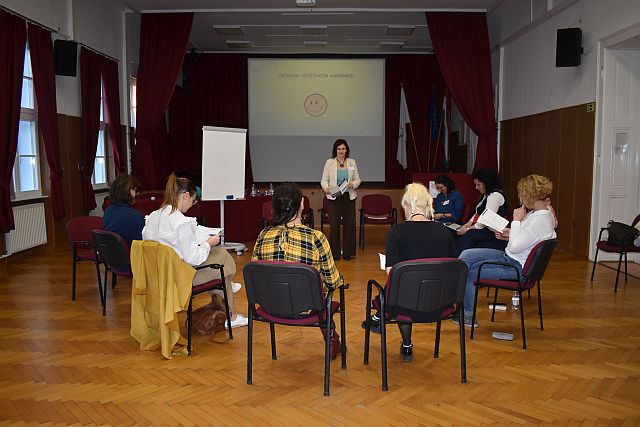 A Magyar Tudomány Ünnepe az Eötvös József Főiskolán