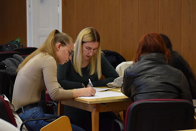 Hogyan olvassak jól? Workshop az EJF-en.