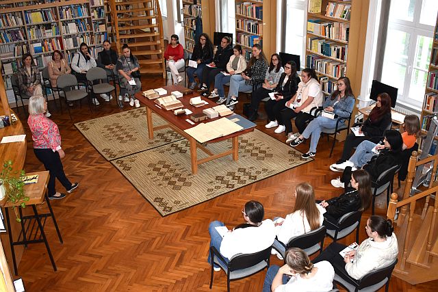 Kárpátaljai vendéghallgatók tettek látogatást a bajai főiskolán.