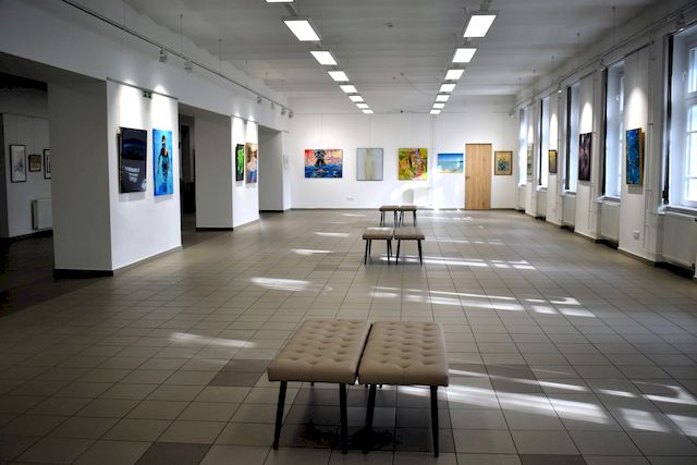 A IX. Víz és Élet Nemzetközi Képzőművészeti Biennálé kiállításának megnyitója és díjátadó ünnepsége.