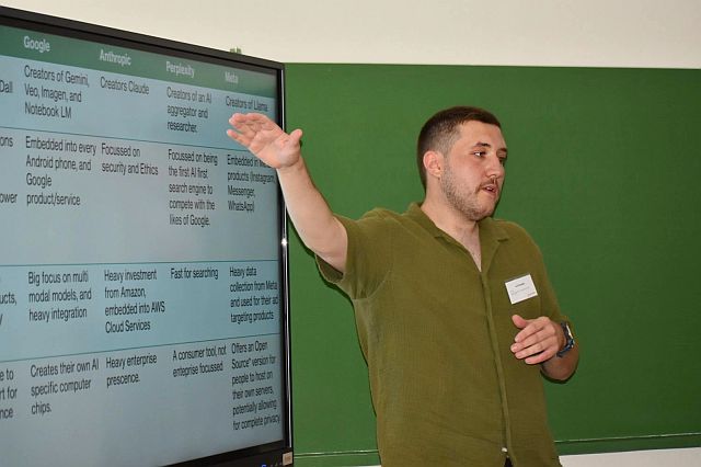 32. Nyári Akadémia az Eötvös József Főiskolán.