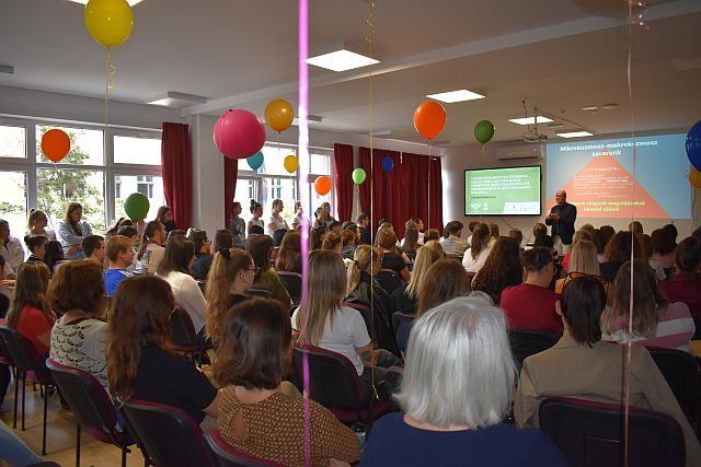 UPI-projekt zárókonferenciája az EJF-en.