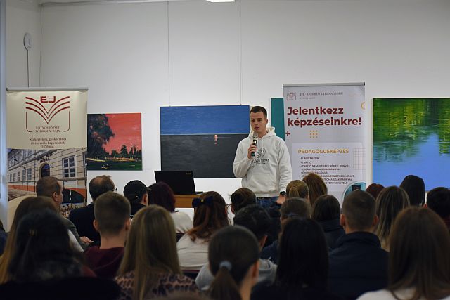 Nyílt nap 2025. december 11-én.