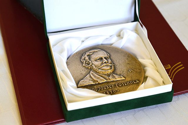 TEA-díj átadási ünnepség a főiskolán.