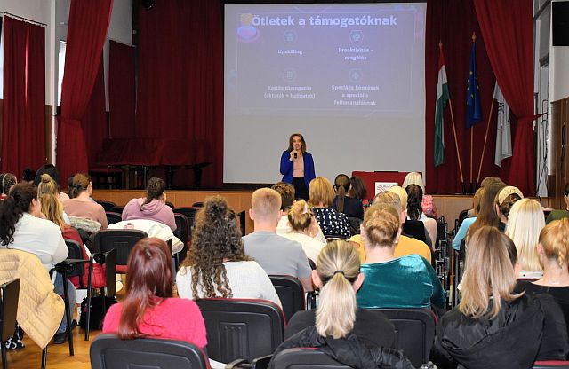 Dr. Egervári Dóra előadása az EJF-en.