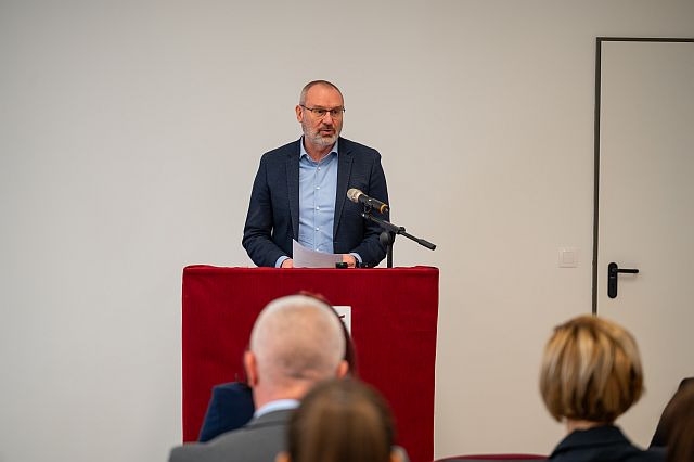 Befejeződött az Eötvös József Főiskola „B” épületének energetikai korszerűsítése