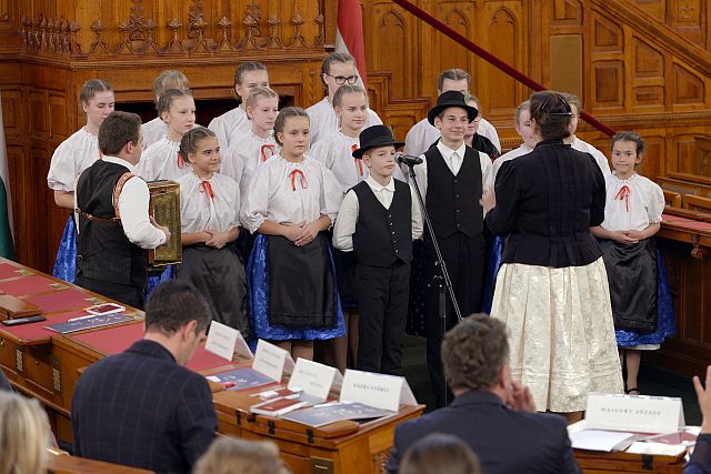 NÖP III. Parlamenti Találkozó