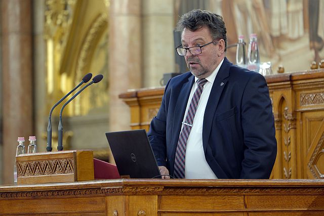 NÖP III. Parlamenti Találkozó