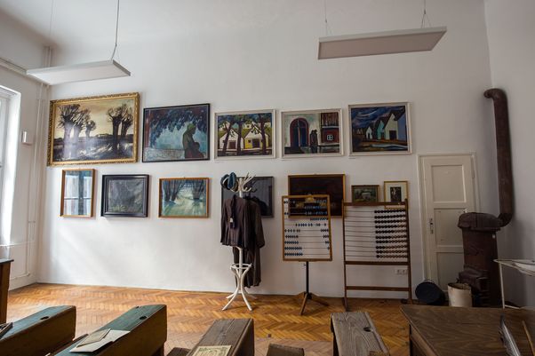 Festmények az Iskolamúzeumban.