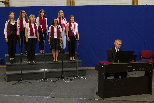 A főiskola Nőikara.