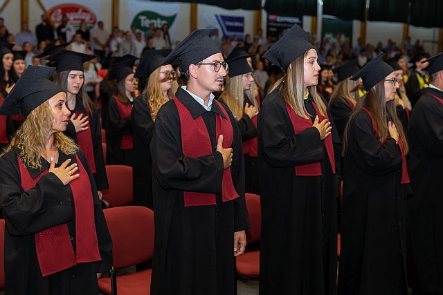 2025. évi nyári diplomaátadó ünnepség az EJF-en.