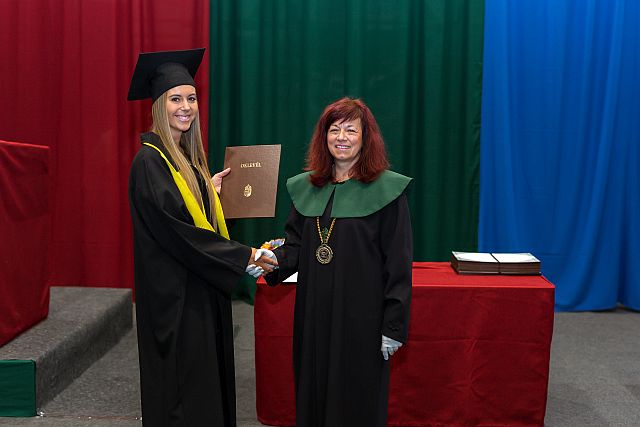 2025. évi nyári diplomaátadó ünnepség az EJF-en.