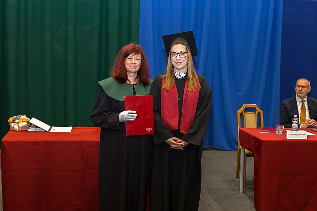 2025. évi nyári diplomaátadó ünnepség az EJF-en.