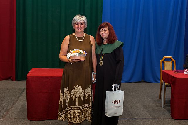 2025. évi nyári diplomaátadó ünnepség az EJF-en.