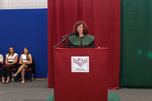 Tanévnyitó és díszdiploma-átadó ünnepség az EJF-en.