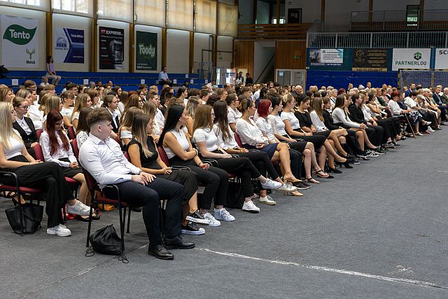 Tanévnyitó és díszdiploma-átadó ünnepség az EJF-en.