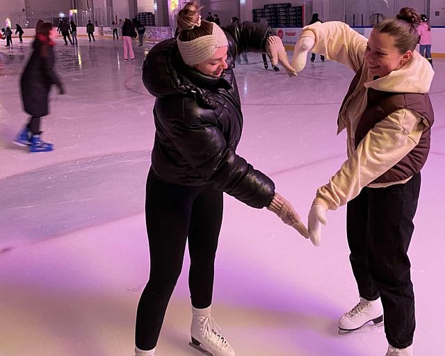 Jégdisco a Petőfi-szigeten.